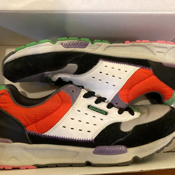 Gravis IV Indo sneakers | Men's size 10 - Picture 2 of 2
